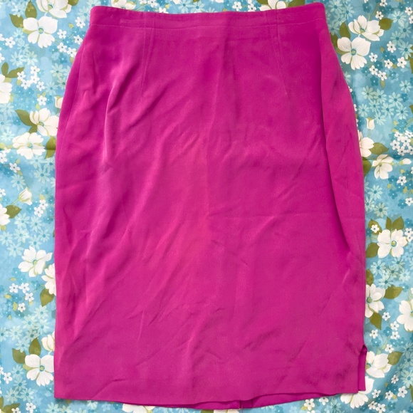 90s Magenta Silk Crepe Satin Mini Skirt - Picture 3 of 11